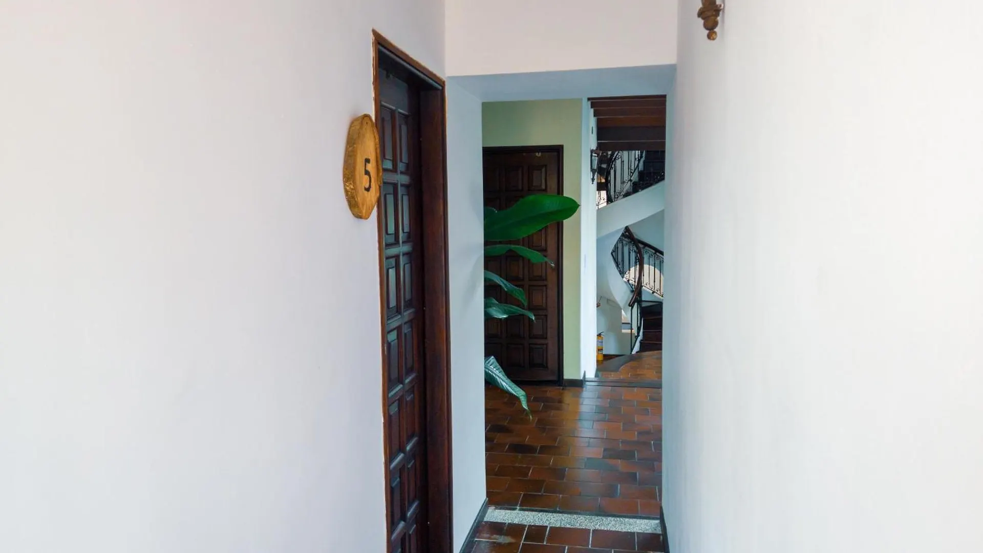Hotel Boutique La Casa De Piedra Cali